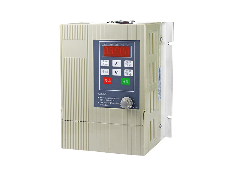 4000H通用變頻器，變頻器三相380V，變頻器廠家，電機(jī)變頻器